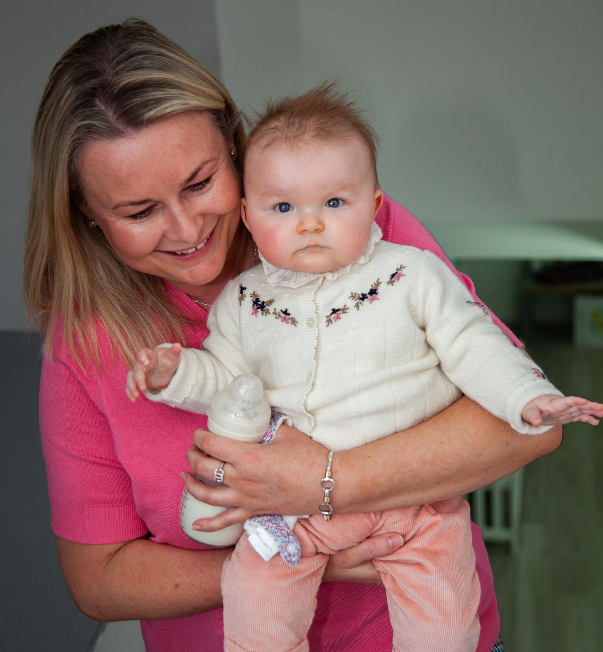 Live-in Nanny – London | £60,000 | International Travel

A wonderful family based in London are looking for a warm, caring and experienced live-in nanny to care for their 5-year-old Girl.

This is a fantastic opportunity for an energetic, outdoorsy nanny who loves adventure, enjoys travelling and is passionate about supporting children's learning and development.

The family travel internationally on a regular basis and also spend time at their country home, so they are looking for someone flexible, adaptab